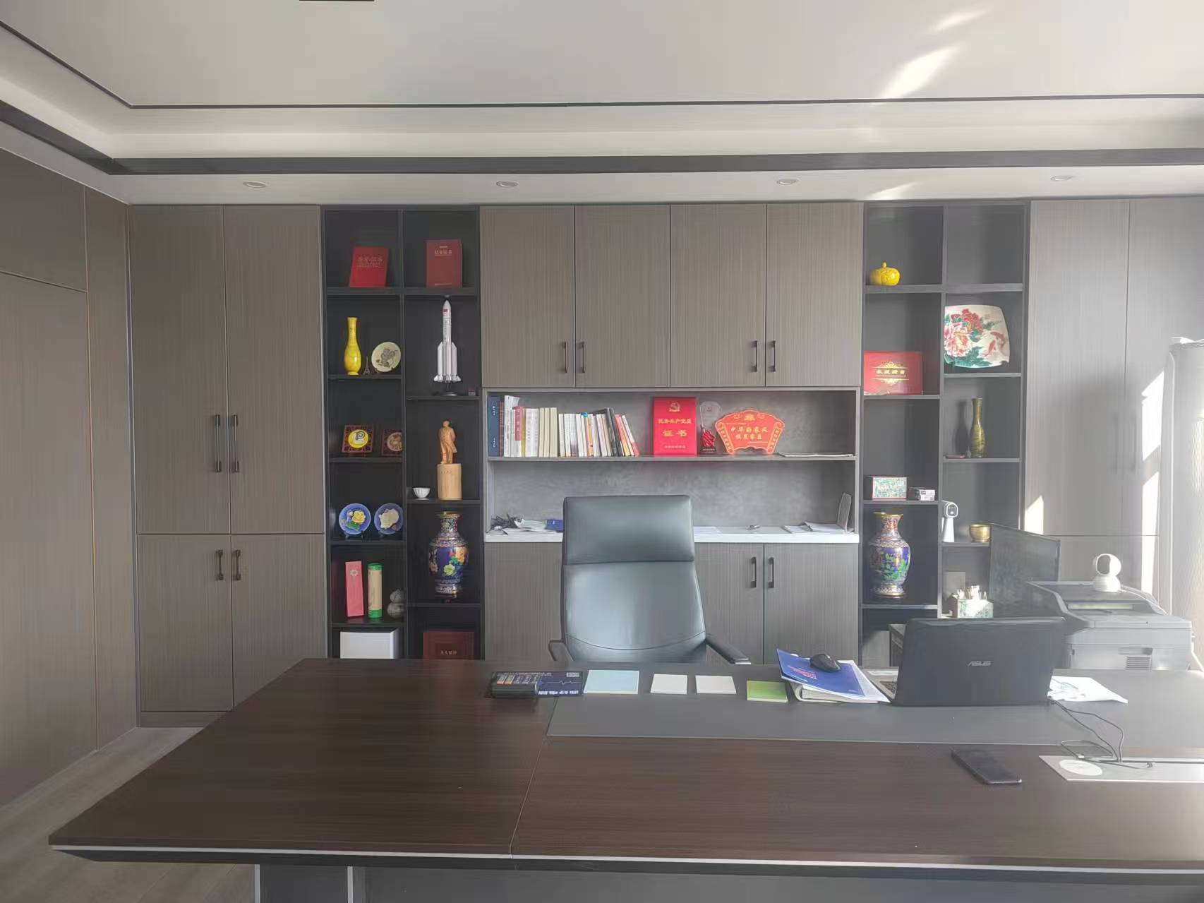 辦公環(huán)境一覽3